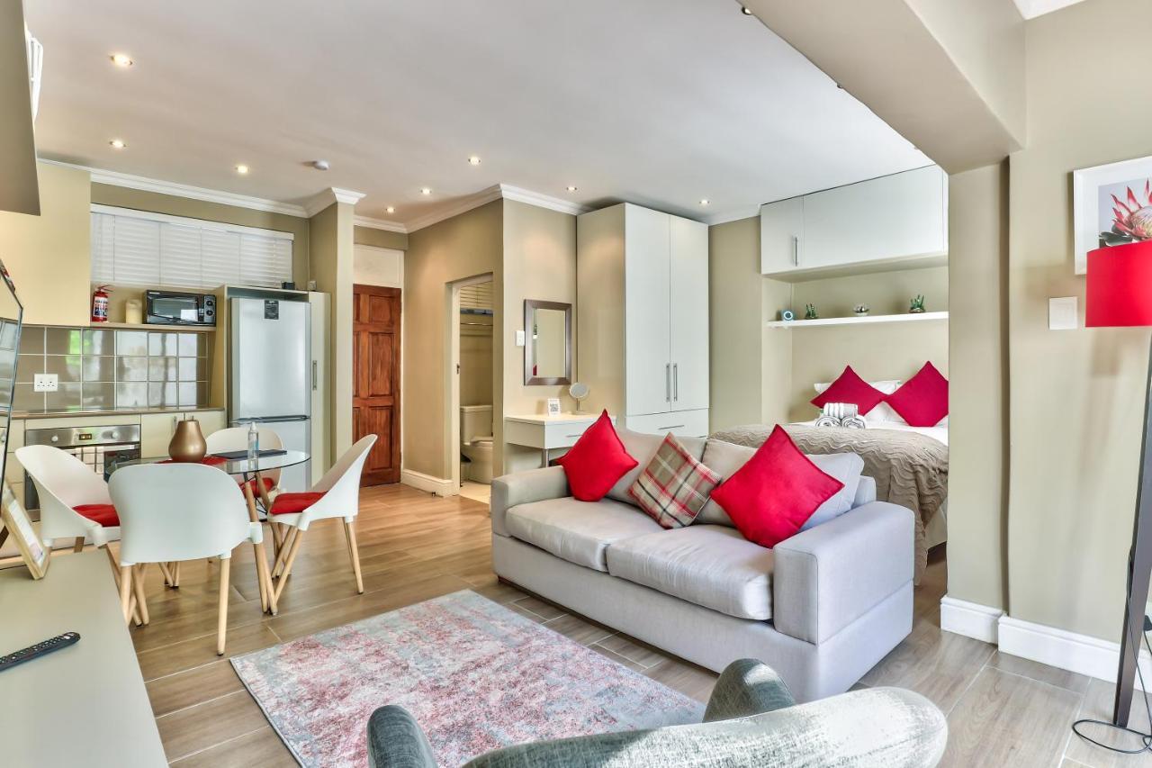 Fairmile On Main Apartment เคปทาวน์ ภายนอก รูปภาพ