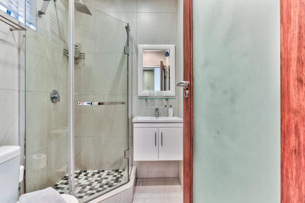 Fairmile On Main Apartment เคปทาวน์ ภายนอก รูปภาพ